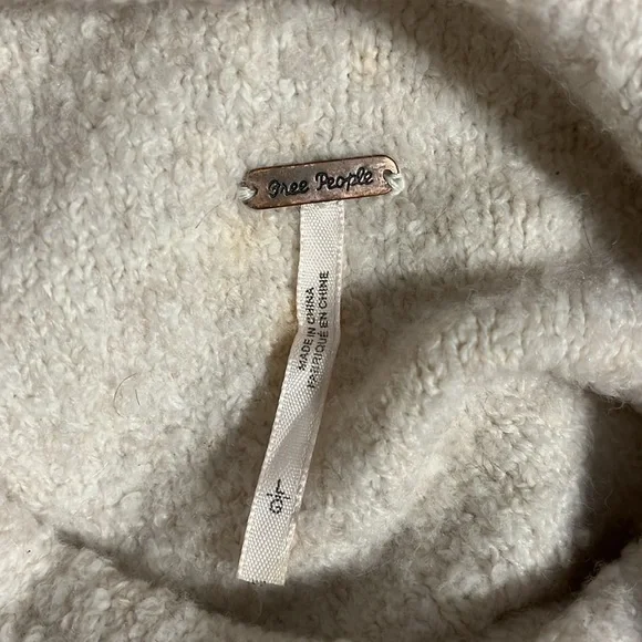 FREE PEOPLE Boucle Alpaca Wool Blend Sweater Cowl Neck, Size L - Picture 7 of 9